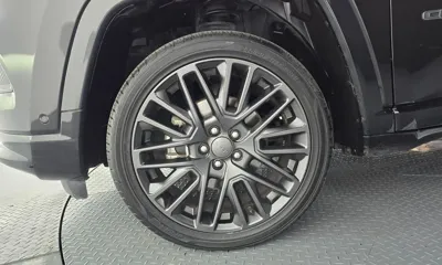 Jeep Compass 2022, 82329 км, за 11809.11 USD