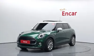 MINI Cooper · 2021 год