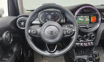 MINI Cooper 2021, 58981 км, за 11470.1 USD - фото 13