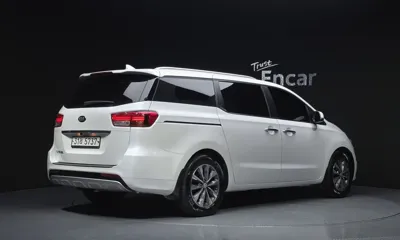 Kia Canival 2018, 135443 км, за 6498.62 USD