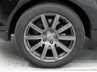Audi Q7 2015, 188778 км, за 6544.16 USD