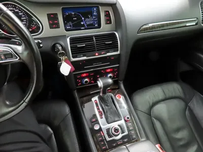 Audi Q7 2015, 188778 км, за 6498.62 USD - фото 17