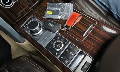 Land Rover Range Rover 2016, 97438 км, за 25820.25 USD - фото 9