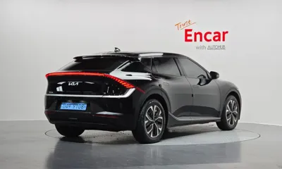 Kia EV6 2023, 23560 км, за 22794.84 USD