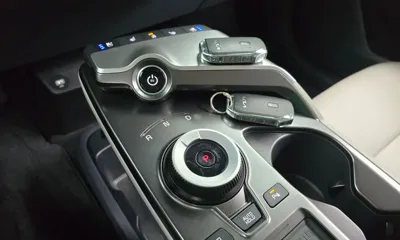 Kia EV6 2023, 23560 км, за 22794.84 USD - фото 9