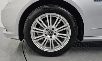 Mercedes-Benz E-Class 2012, 35459 км, за 7225.43 USD