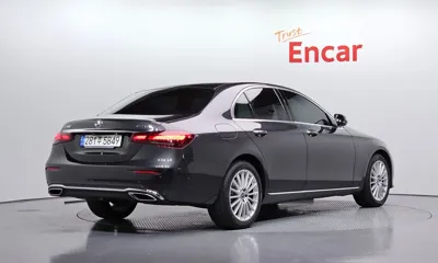 Mercedes-Benz E-Class 2021, 70962 км, за 18818.77 USD