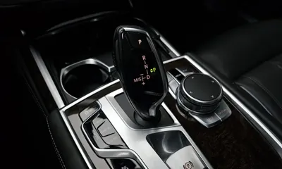 BMW 7-Series 2018, 26056 км, за 31384.2 USD - фото 9