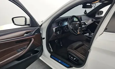 BMW 5-Series 2018, 161060 км, за 14476.48 USD - фото 10