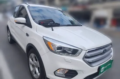 Ford Kuga 2018, 87100 км, за 8184 USD