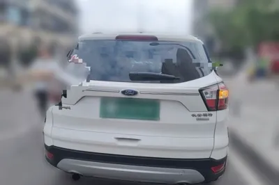 Ford Kuga 2018, 87100 км, за 8184 USD