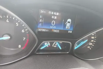 Ford Kuga 2018, 87100 км, за 8184 USD - фото 11