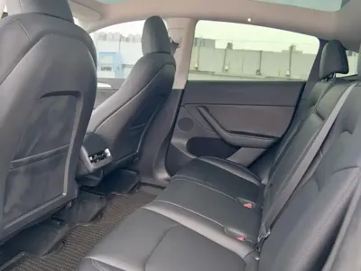 Tesla Model Y 2024, 38000 км, за 27191.94 USD - фото 6