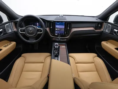 Volvo XC60 2025, 4711 км, за 37416.31 USD - фото 7