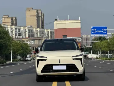 WEY Wey Lanshan 2026, 6000 км, за 29482.32 USD