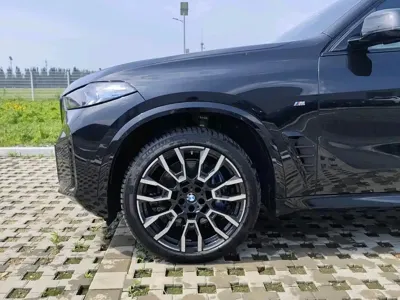 BMW X5 2024, 17000 км, за 79309.82 USD - фото 6