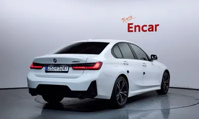 BMW 3-Series 2024, 33038 км, за 26040.23 USD