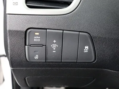 Hyundai Avante 2013, 69231 км, за 4225.44 USD - фото 12