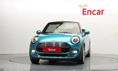 MINI Cooper Convertible 2019, 140699 км, за 7097.74 USD