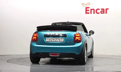 MINI Cooper Convertible 2019, 140699 км, за 7097.74 USD