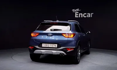 Kia Stonic 2018, 118605 км, за 5351.83 USD