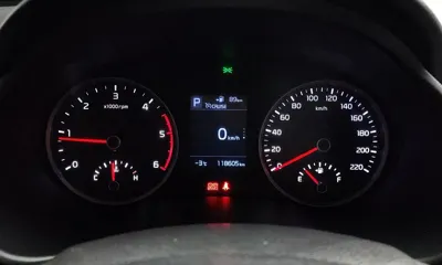 Kia Stonic 2018, 118605 км, за 5351.83 USD - фото 8