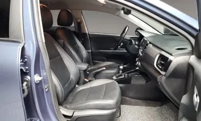 Kia Stonic 2018, 118605 км, за 5351.83 USD - фото 11