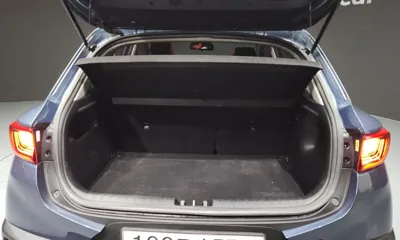Kia Stonic 2018, 118605 км, за 5351.83 USD - фото 20
