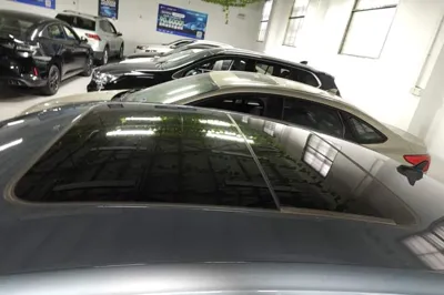 Volkswagen Passat 2023, 53300 км, за 18654 USD - фото 7