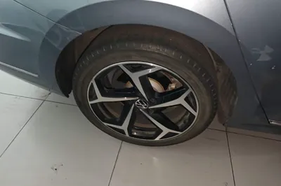 Volkswagen Passat 2023, 53300 км, за 18654 USD - фото 11