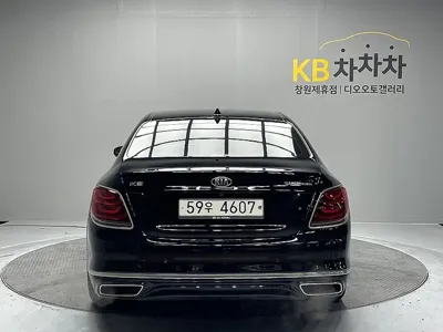 Kia K9 2019, 114173 км, за 18442.64 USD