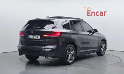BMW X1 2021, 29699 км, за 19500.28 USD