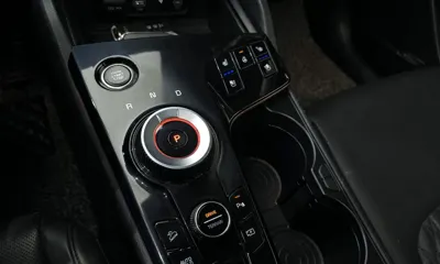 Kia Sportage 2022, 41807 км, за 17589.59 USD - фото 9