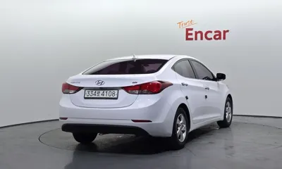 Hyundai Avante 2015, 156555 км, за 3575.37 USD