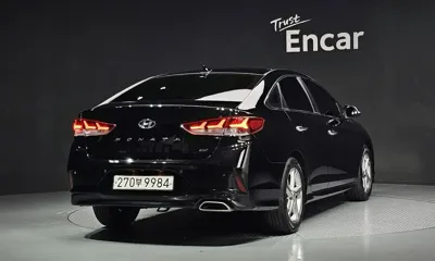 Hyundai Sonata 2018, 83483 км, за 9130.32 USD