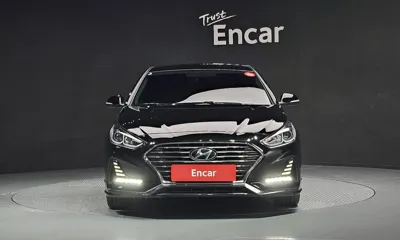 Hyundai Sonata 2018, 83483 км, за 9130.32 USD