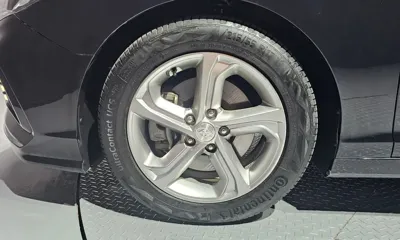 Hyundai Sonata 2018, 83483 км, за 9130.32 USD