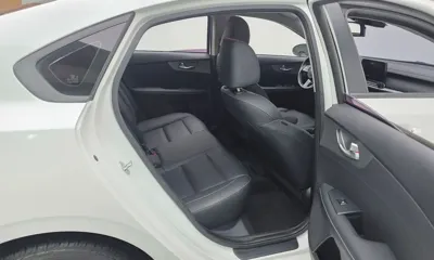 Kia K3 2020, 91335 км, за 6695.55 USD - фото 12