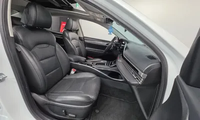 Hyundai Grandeur 2020, 105001 км, за 14932.27 USD - фото 10