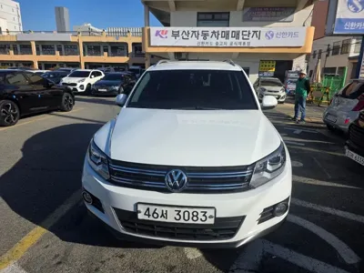 Volkswagen Tiguan 2015, 110479 км, за 5483.98 USD