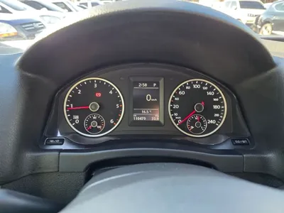 Volkswagen Tiguan 2015, 110479 км, за 5483.98 USD - фото 8