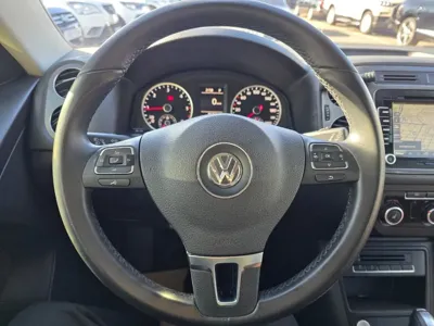 Volkswagen Tiguan 2015, 110479 км, за 5483.98 USD - фото 13