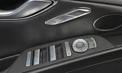 Genesis G80 2022, 44830 км, за 25270.37 USD - фото 27