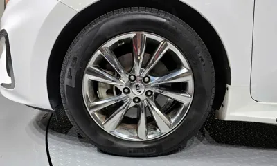 Kia Canival 2019, 151647 км, за 9051.24 USD
