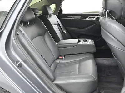 Hyundai Genesis 2016, 93991 км, за 6890.72 USD - фото 12