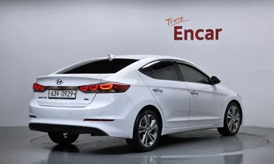 Hyundai Avante 2016, 116427 км, за 4521.21 USD