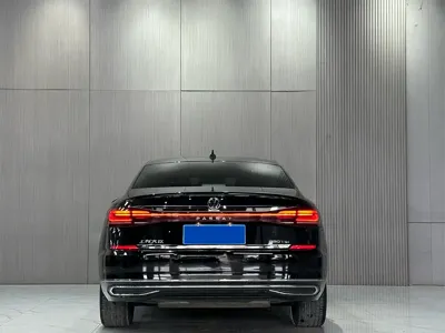 Volkswagen Passat 2024, 50000 км, за 17465.67 USD