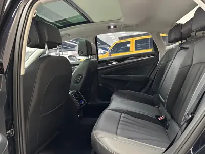 Volkswagen Passat 2024, 50000 км, за 17465.67 USD - фото 8