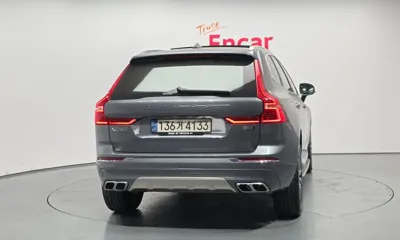 Volvo XC60 2021, 55341 км, за 28818.66 USD