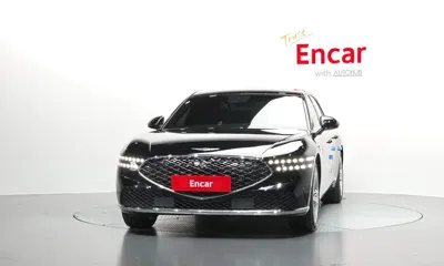 Genesis G90 2023, 5581 км, за 44505.71 USD